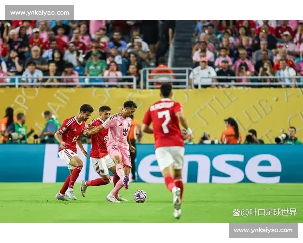 38 岁乌斯塔里封神世俱杯!扑点 + 8 扑救力保零封,梅西老队友再续传奇 38 岁乌斯塔里封神世俱杯!扑点 + 8 扑救力保零封,梅西老队友再续传奇